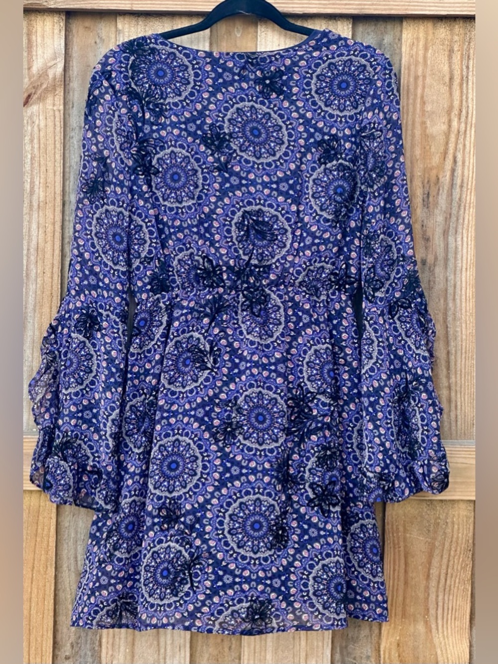 Francesca's Collections Paisley Blue Rain Dress Bell Sleeves Boho Size Medium - Picture 6 of 7